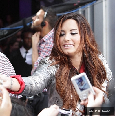 Demitzu (11) - Demi - October 13 - Arrives at Much Music Studios in Toronto Canada