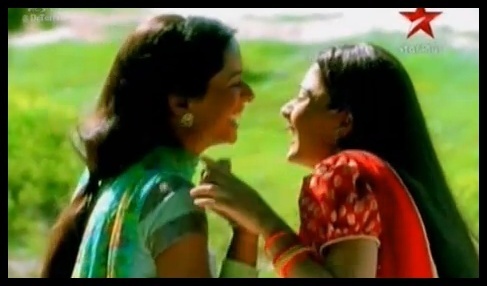 Ragini & Sadhna in Love [8]