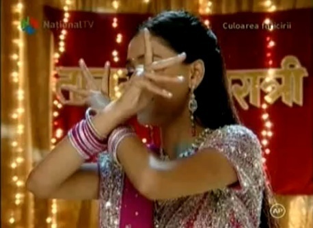 Ragini & Sadhna in Love [14]