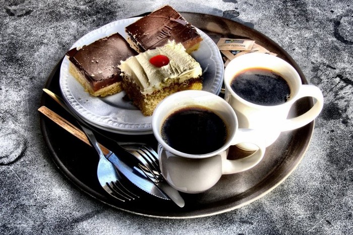 295894_258655234172801_182978295073829_706972_220900979_n