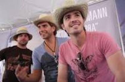 images (9) - Arap Bethke