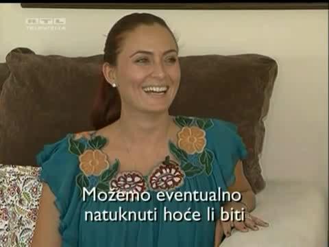 Acasa la Ash, cea mai buna prietena a lui Demz...