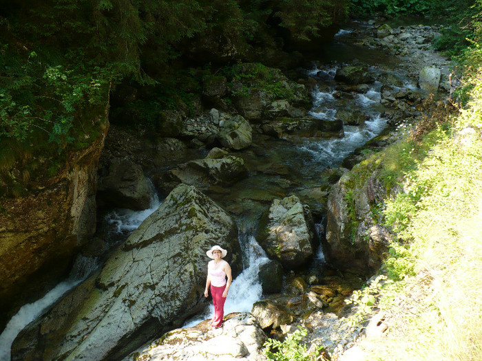 cascada iadolina 005 - LACUL LESU