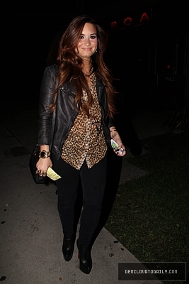 Demi (3) - Demi - October 19 - Leaves BOA Steakhouse in Beverly Hills CA