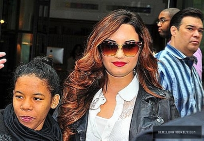Demz (3) - Demi - October 21 - Leaving her hotel in New York City
