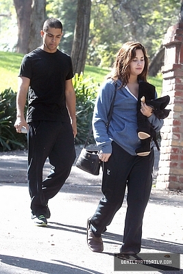 Demz (6) - Demi - November 1 - Leaving a private residence in Los Angeles CA