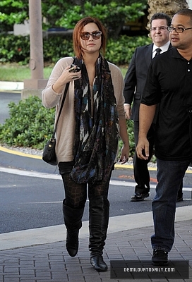 Demitzu (29) - Demi - December 10 - Arrives at her hotel in Fort Lauderdale in Miami FL