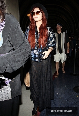 Demi (21) - Demi - December 12 - Arrives into LAX Airport