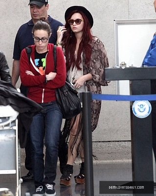 Demetria (16) - Demi - December 17 - Arrives into LAX Airport