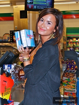 Demz (23) - Demi - August 19 - Gets some Red Bull at 7-Eleven in Studio City CA