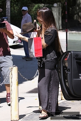 Demi (37) - Demi - August 17 - Leaving Nine Zero One Salon in Beverly Hills CA