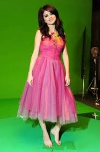 1CCAJNT121CA04EL11CAMZTEJMCAOTVX65CABH3RN4CAEZZN39CADEQ5R3CA77F9JBCASWUR7ZCACX8FWKCADT2DF2CABUOLYPCA - Selena Gomez 1