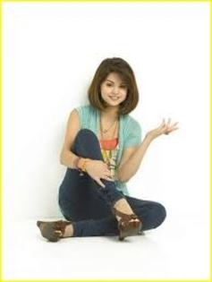 21CAV2406UCAT9YJQVCA0INU3BCAFO9HBUCAFHIUK1CA1AO2EFCANKLLULCAYCVVVJCATY6D07CAZB89DYCAAF2YP0CAO83MSJCA - Selena Gomez 1