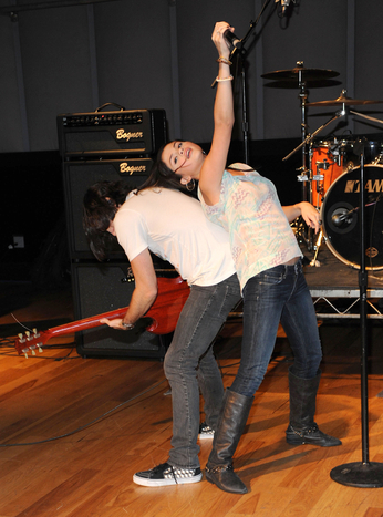 566 - Selena Gomez 1