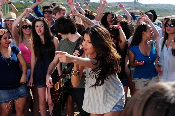 3118 - Selena Gomez 1