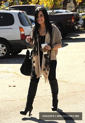 Demi (2) - Demi - January 28 - Getting coffee in Santa Monica CA