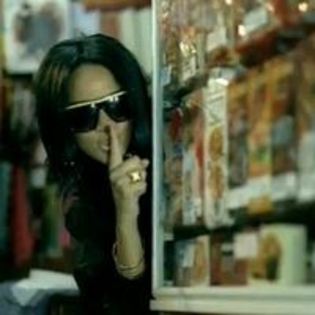 39480_mesq - Rihanna