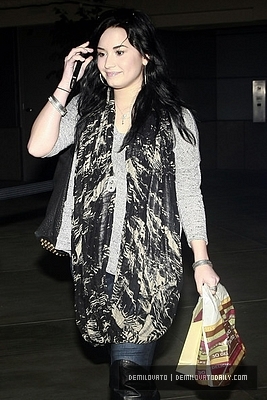 Demz (27) - Demi - January 30 - Shopping at Sherman Oaks Galleria