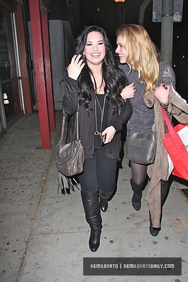 Demi (17) - Demi - March 4 - Leaving Dan Tana Restaurant in Hollywood CA