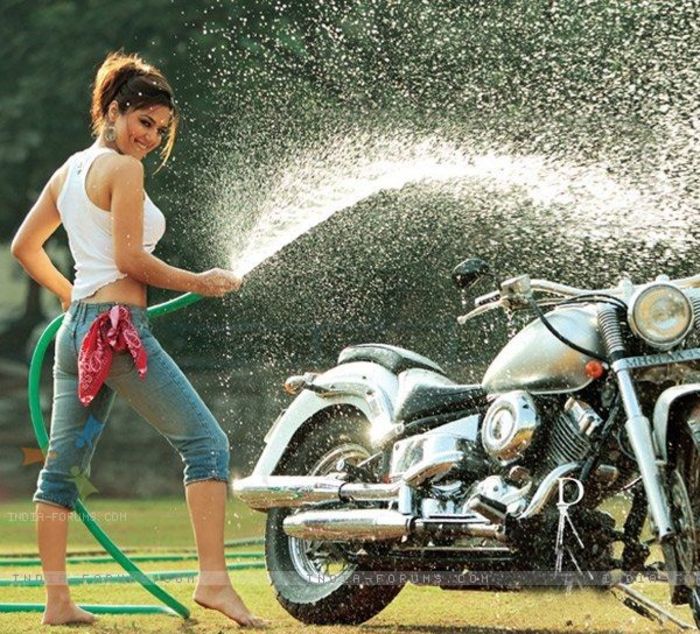 14579-preity-zinta-1758