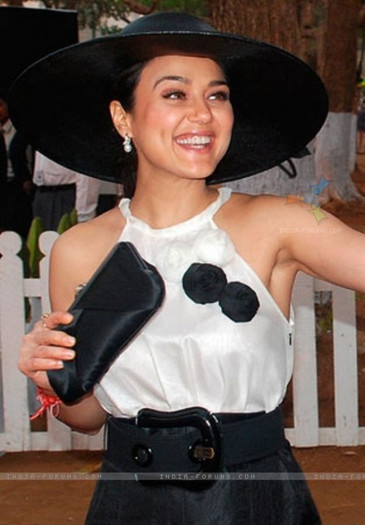 40924-preity-zinta