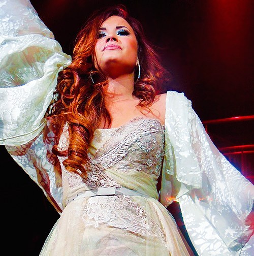 tumblr_lwq21zOZOI1r04x1mo1_500_large