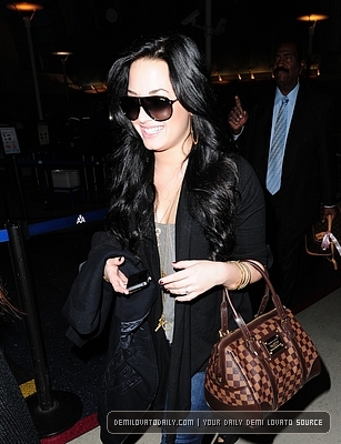 Demitzu (12) - Demi - March 10 - Departs from LAX Airport
