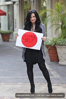 Demitzu (7) - Demi - March 16 - Shopping at Nordstrom in West Hollywood Ca