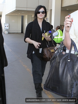 Demz (20) - Demi - April 1 - Arrives into LAX Airport