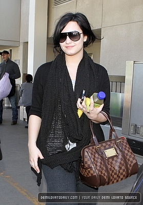Demz (21) - Demi - April 1 - Arrives into LAX Airport