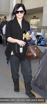 Demz (33) - Demi - April 1 - Arrives into LAX Airport