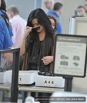 Demitzu (12) - Demi - April 15 - Departs from LAX Airport