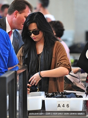 Demitzu (25) - Demi - April 15 - Departs from LAX Airport