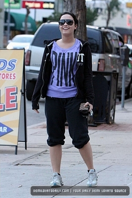 Demz (15) - Demi - April 18 - Runs errands in Los Angeles CA