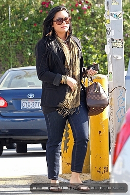 Demitzu (3) - Demi - April 21 - Visits the Nine Zero One salon and shops at Urban Outfitters in Studio City CA