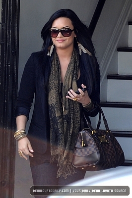 Demitzu (14) - Demi - April 21 - Visits the Nine Zero One salon and shops at Urban Outfitters in Studio City CA