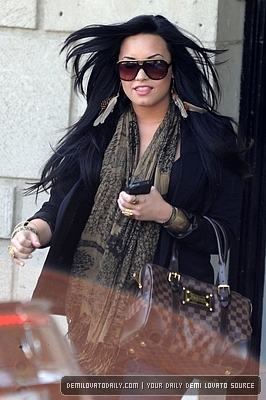 Demitzu (25) - Demi - April 21 - Visits the Nine Zero One salon and shops at Urban Outfitters in Studio City CA