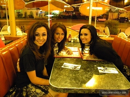 Demz (1) - Demi - January 6 - Dinner at Bob Burger with Miley