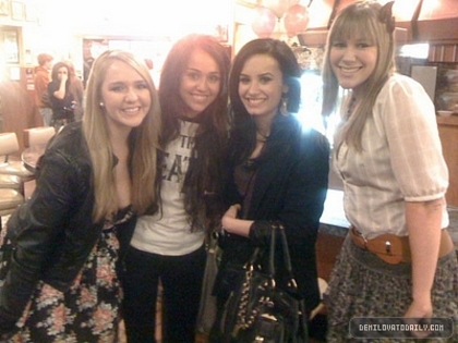 Demz (2) - Demi - January 6 - Dinner at Bob Burger with Miley