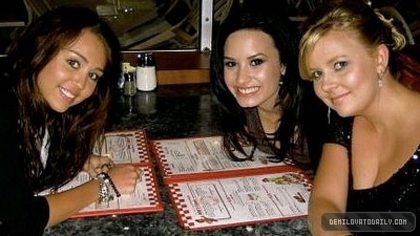 Demz (5) - Demi - January 6 - Dinner at Bob Burger with Miley