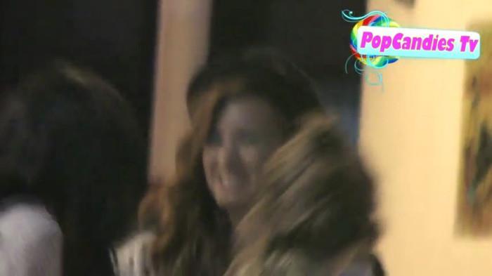 Demitzu meu scump (14) - Demi - EXCLUSIVE Talks About Joe Jonas Casa Vega in Studio City