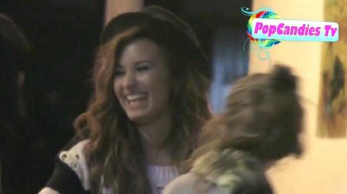 Demitzu meu scump (15) - Demi - EXCLUSIVE Talks About Joe Jonas Casa Vega in Studio City