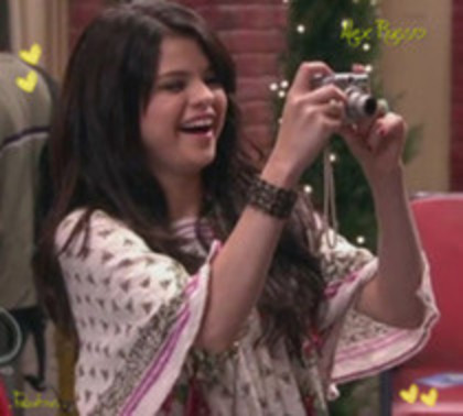 46002482_SLYGWPGBO - Selena Gomez