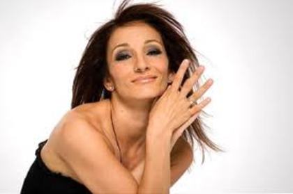 imagesCA0ON2EC - Gasiti litera e mic