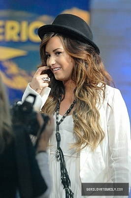 Demitzu (5) - Demi - September 19 - Good Morning America