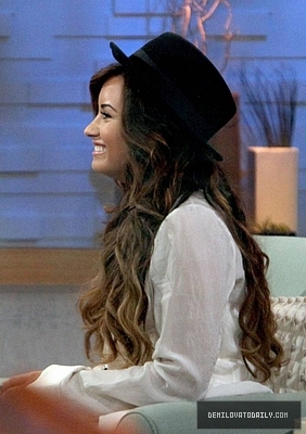 Demitzu (8) - Demi - September 19 - Good Morning America