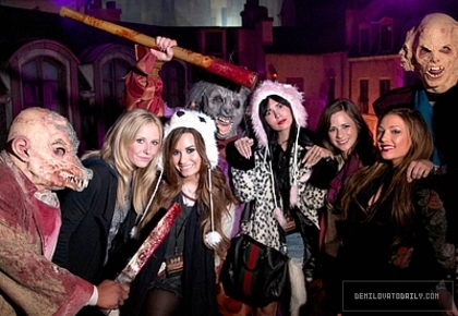 Demz - Demi - October 7 - Universal Studios Hollywood Halloween Horror Nights