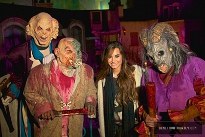 Demz (1) - Demi - October 7 - Universal Studios Hollywood Halloween Horror Nights