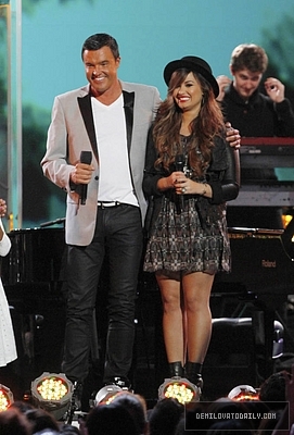 Demetria (16) - Demi - October 30 - Performs at the El Capitan Theater in Hollywood