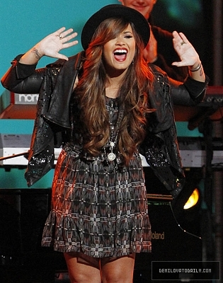 Demetria (28) - Demi - October 30 - Performs at the El Capitan Theater in Hollywood